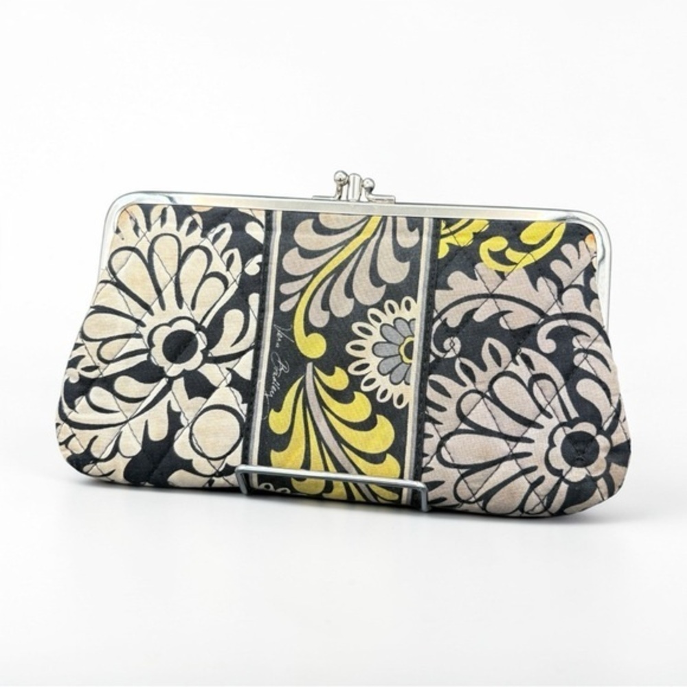 EUC Vera Bradley Cotton Quilted Double Kiss Lock Clutch Wallet Baroque